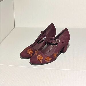 Lulu Hun Lear Embroidered Block Heels